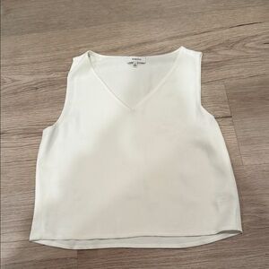 Babaton Cream V-Neck Tank Top